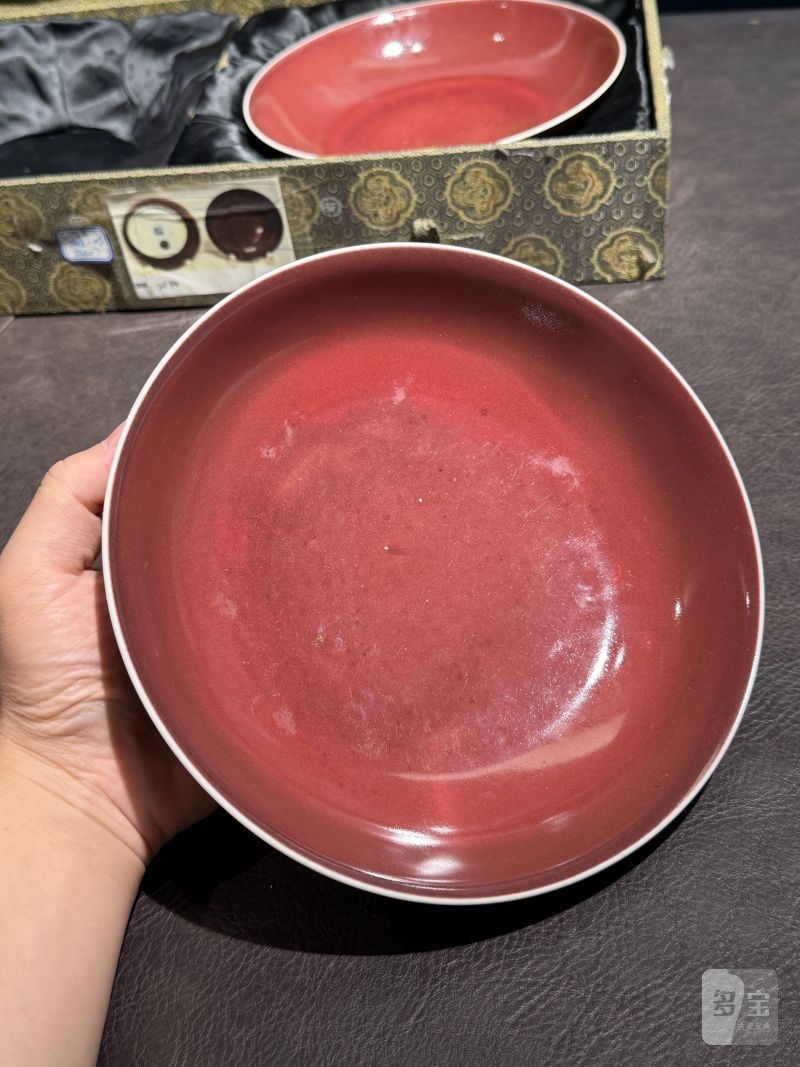 清乾隆 霁红釉盘一对 - 图19